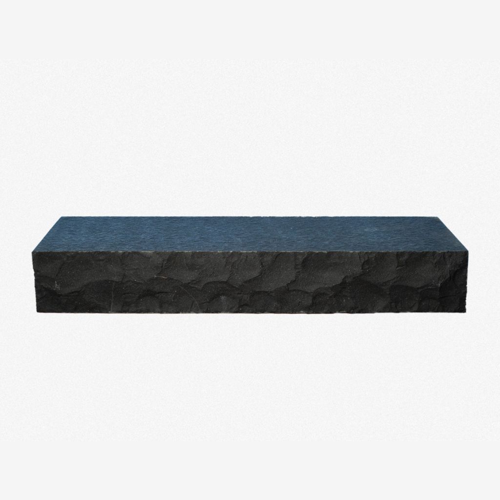 Basalt Sanoku Blockstufen